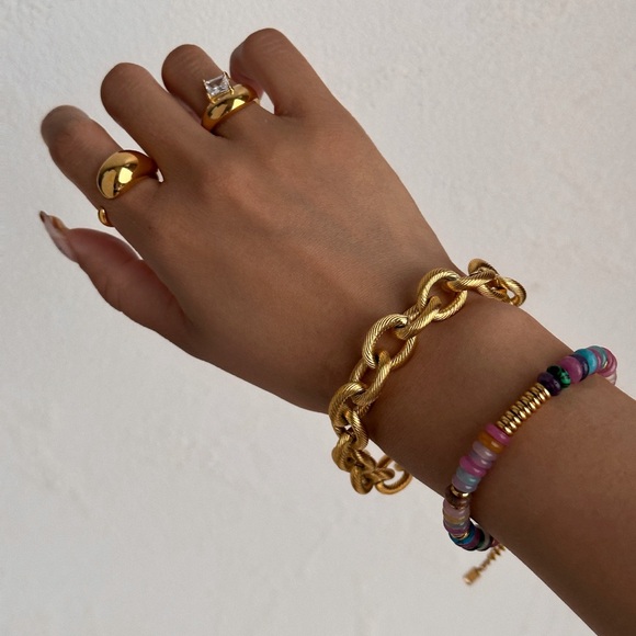 18K Gold Plated Chunky Link Chain Bracelet*Toggle Closure*Twisted Chain - Picture 1 of 4